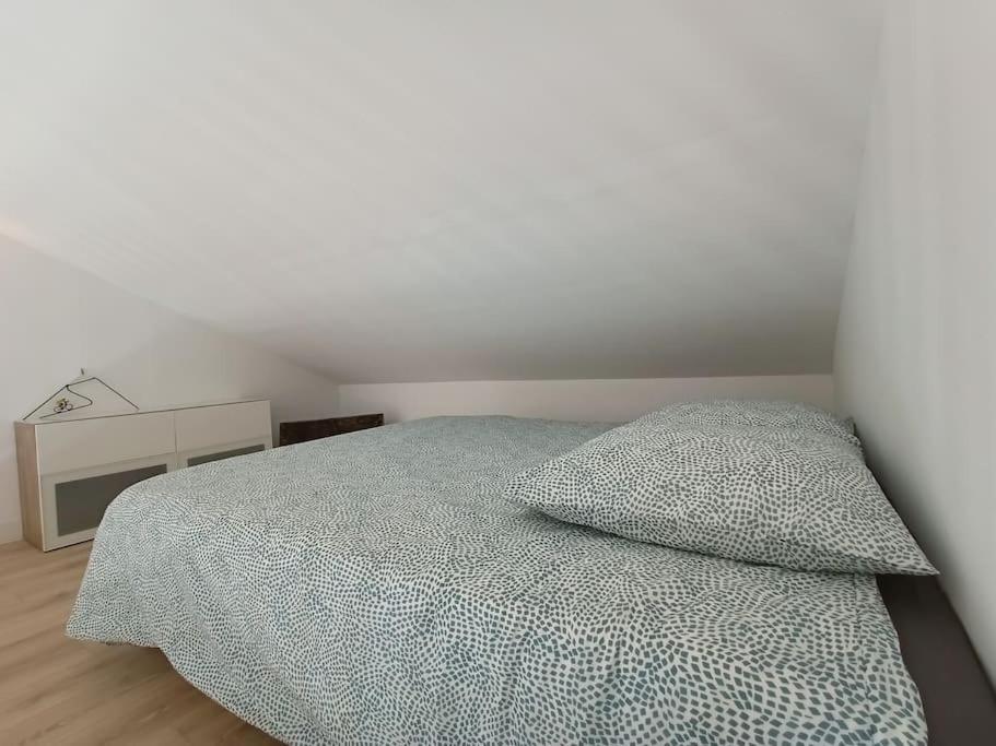 Gite De Charme Avec Jacuzzi Face Au Mont Ventoux Crestet Extérieur photo