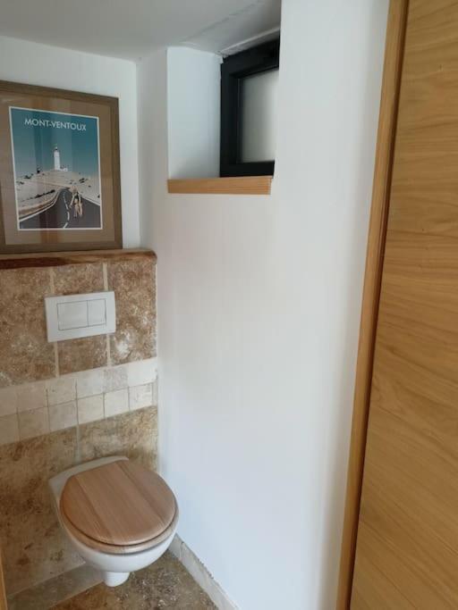 Gite De Charme Avec Jacuzzi Face Au Mont Ventoux Crestet Extérieur photo
